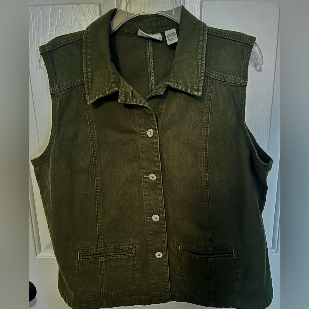 Chico's Platinum Khaki Green Cotton-Blend Vest